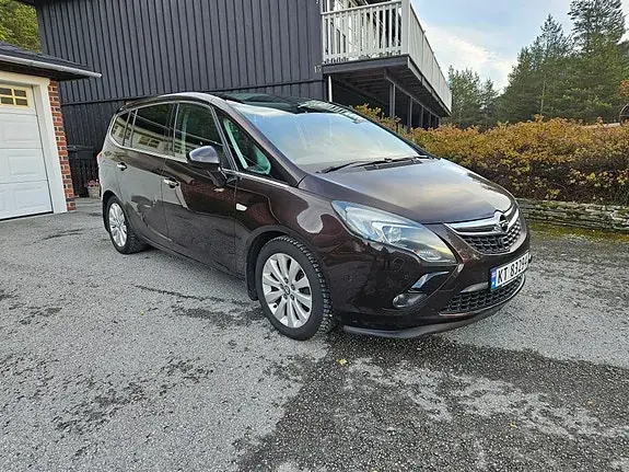 Opel Zafira Tourer 2012 photo 2