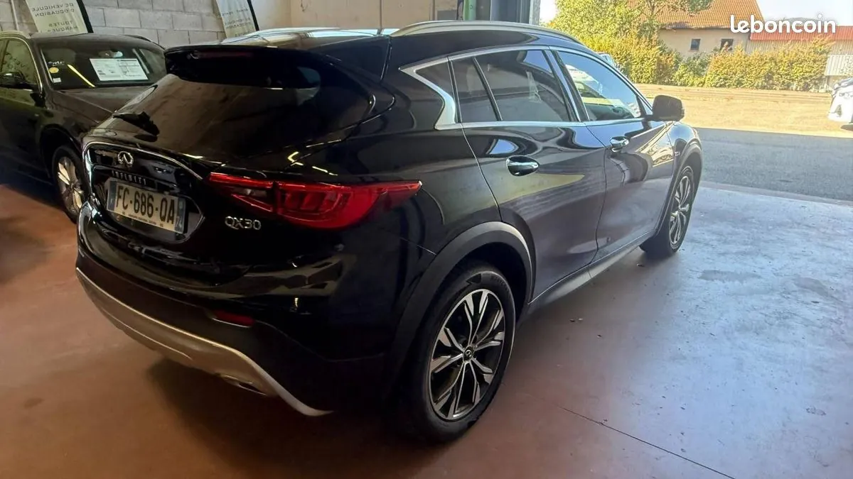 Infiniti Qx30 2018 photo 5