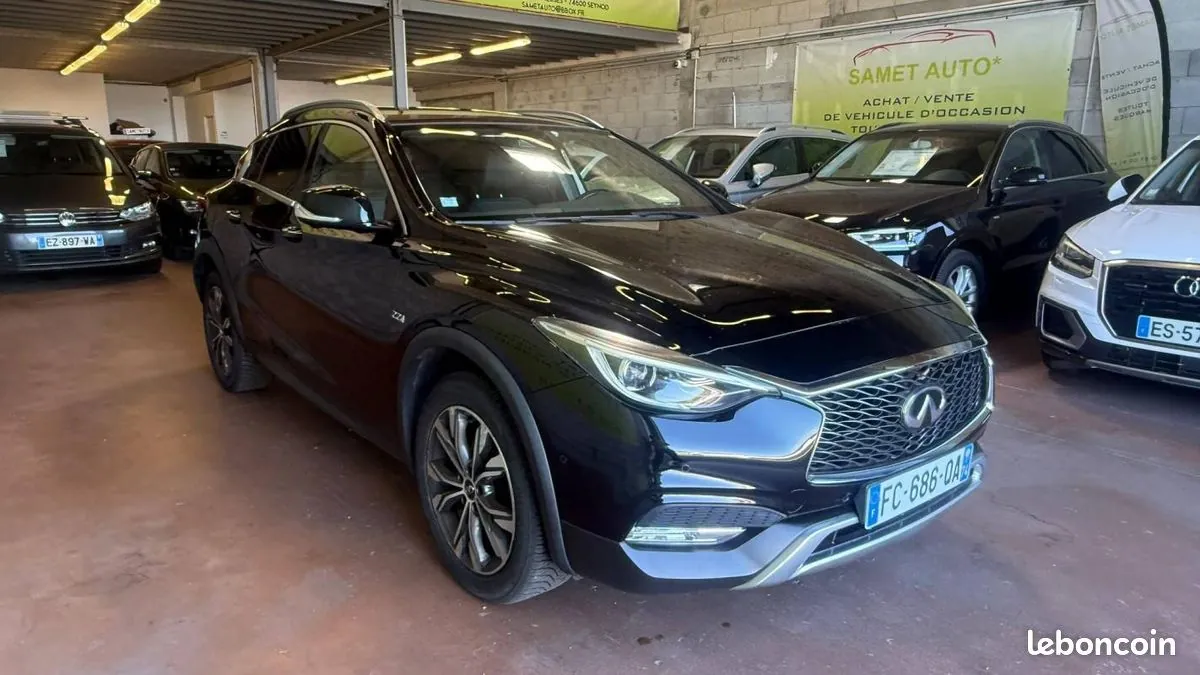 Infiniti Qx30 2018 photo 2