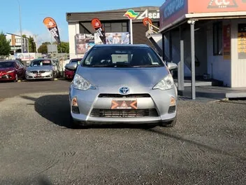 Toyota Aqua 2012 photo 3