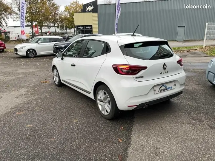 Renault Clio 2021 photo 3