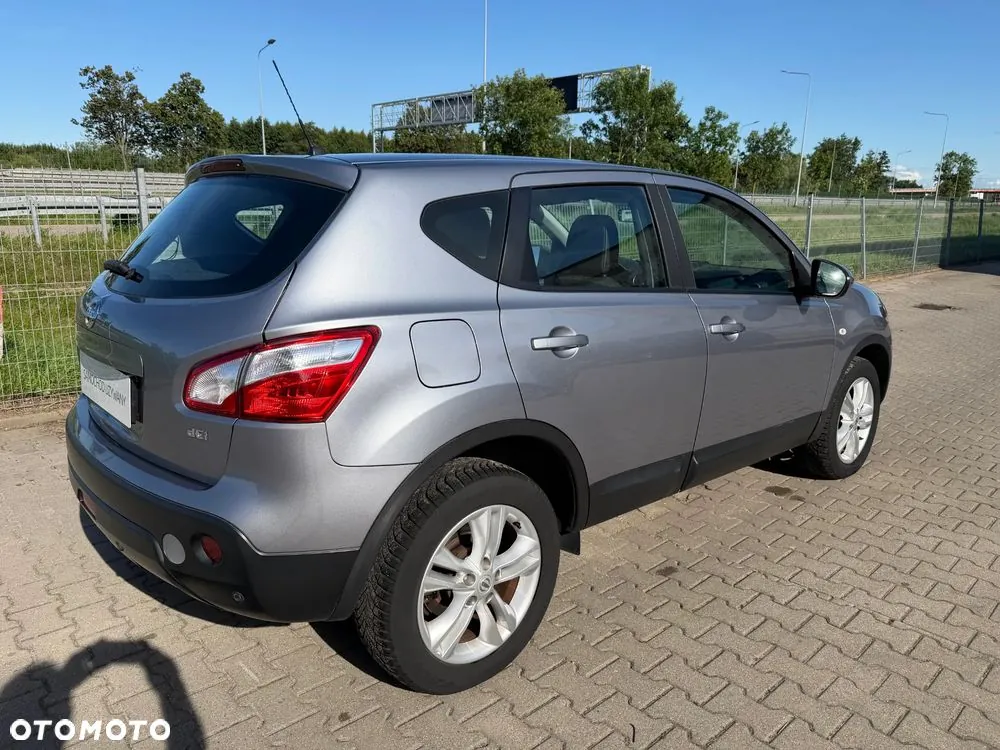 Nissan Qashqai 2011 photo 3