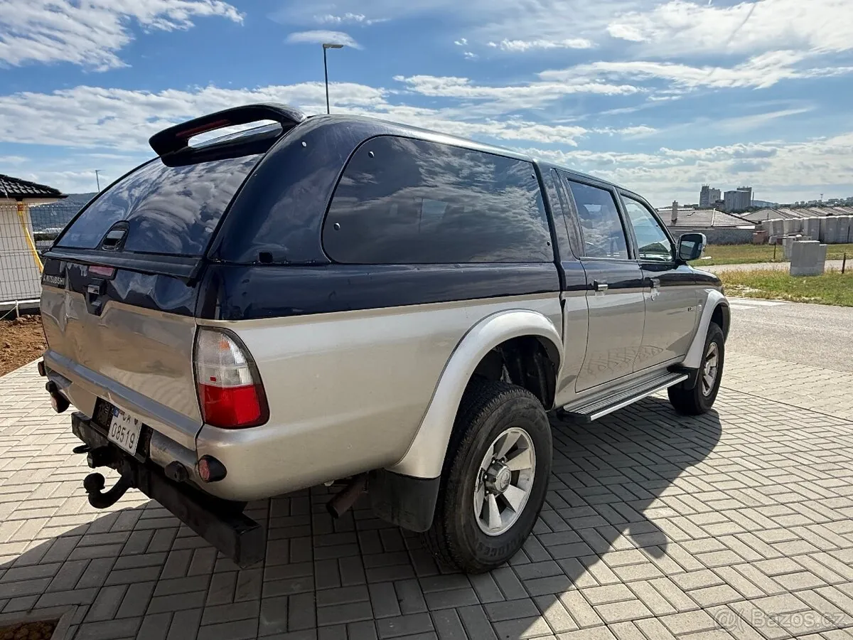 Mitsubishi L200 2006 photo 3