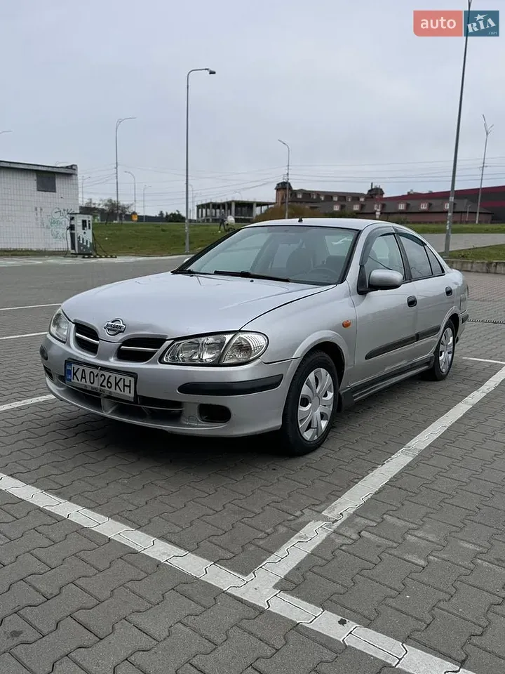 Nissan Almera