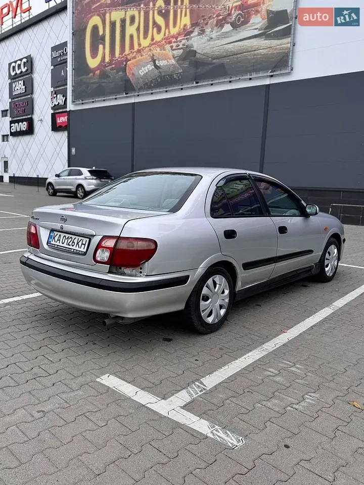 Nissan Almera 2002 photo 5