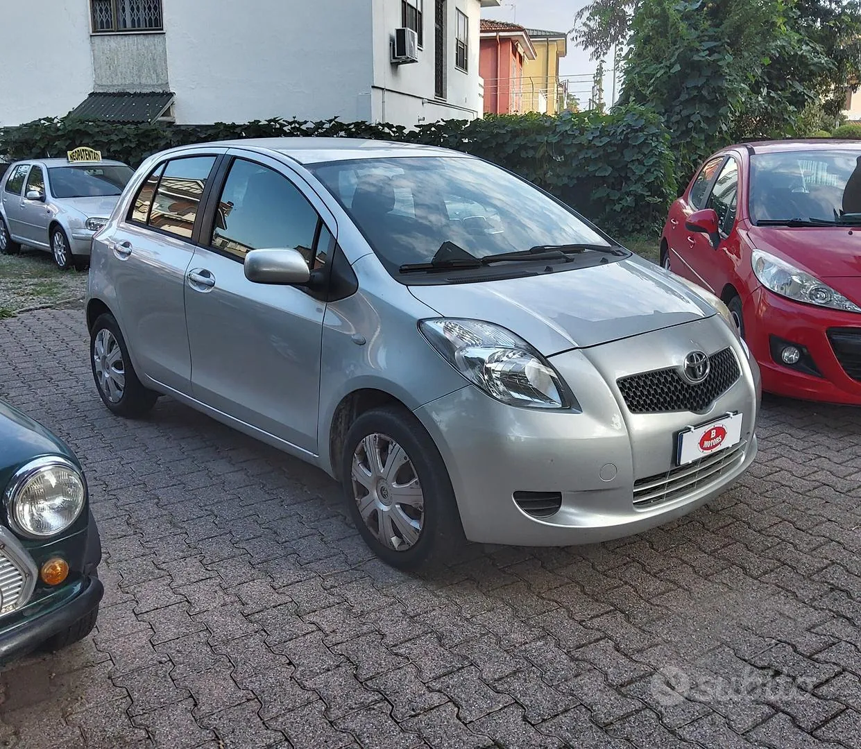 Toyota Yaris 2008 photo 2