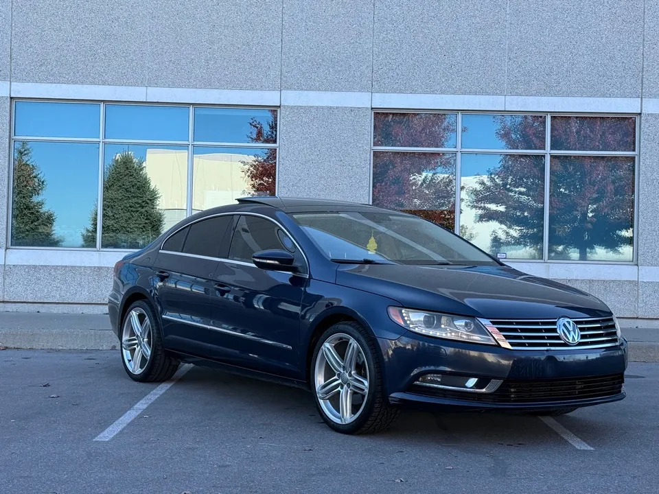 Volkswagen Passat 2014 photo 2