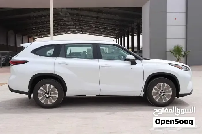Toyota Highlander 2026 photo 2
