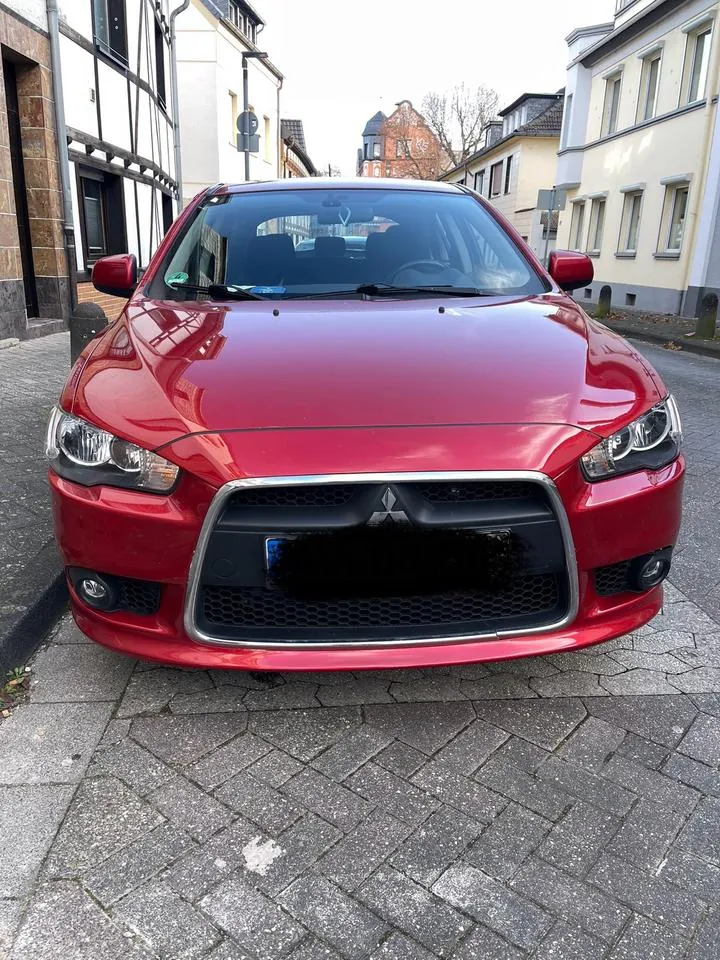 Mitsubishi Lancer