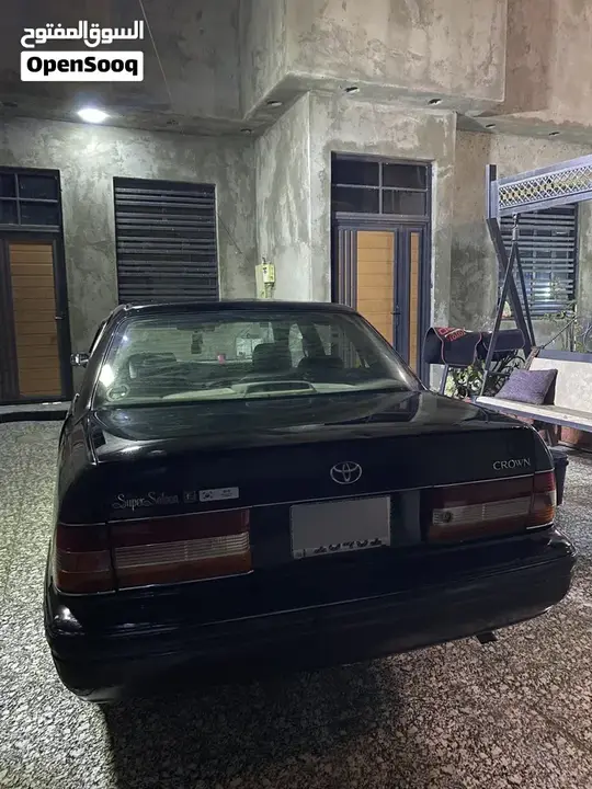 Toyota Crown 1998 photo 2