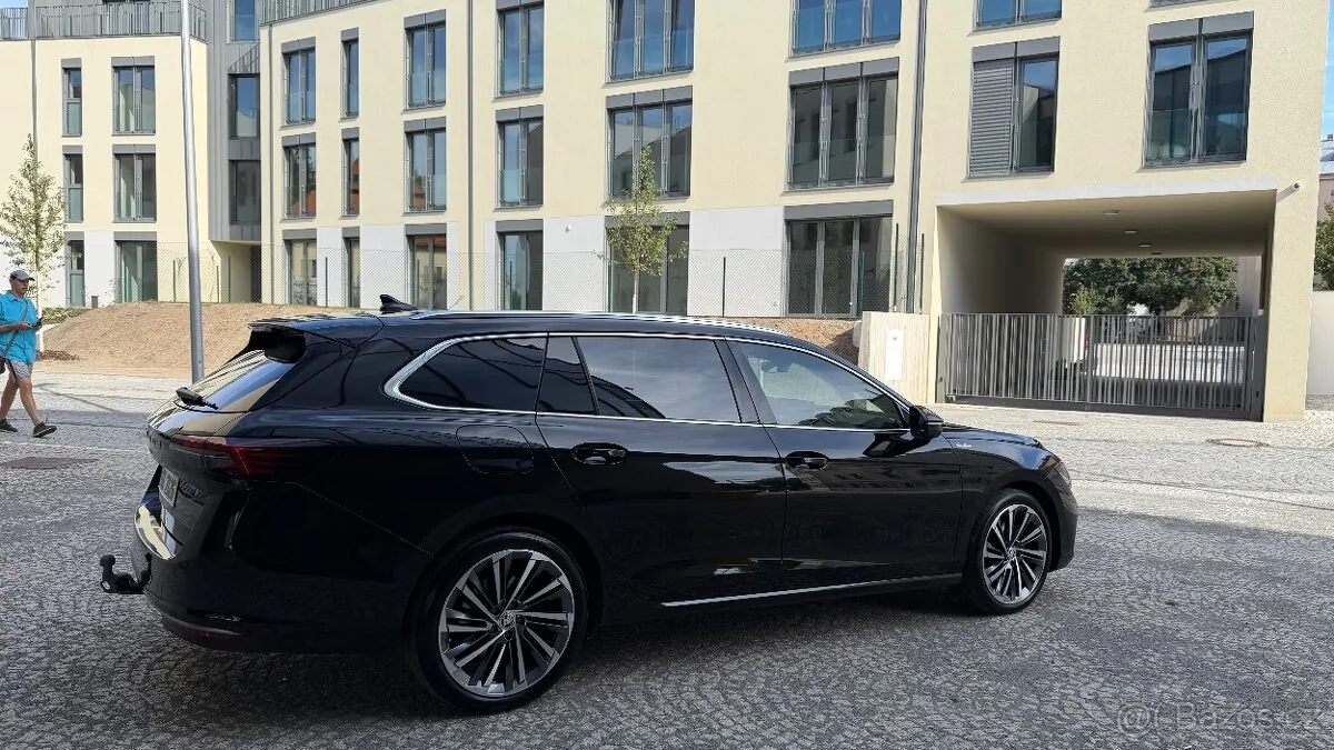 Skoda Superb 2024 photo 2