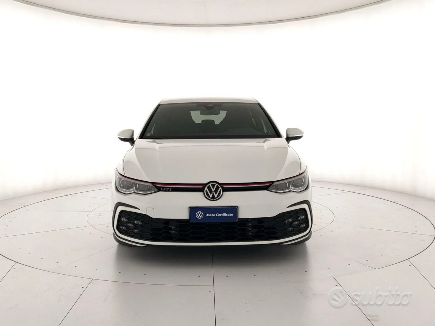 Volkswagen Golf 2023 photo 2