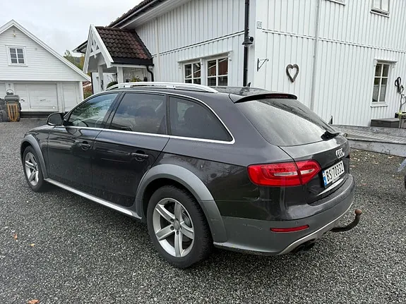 Audi A4 Allroad 2013 photo 4