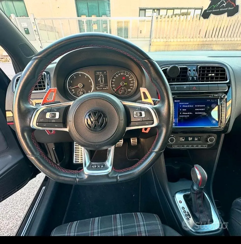 Volkswagen Polo 2011 photo 5