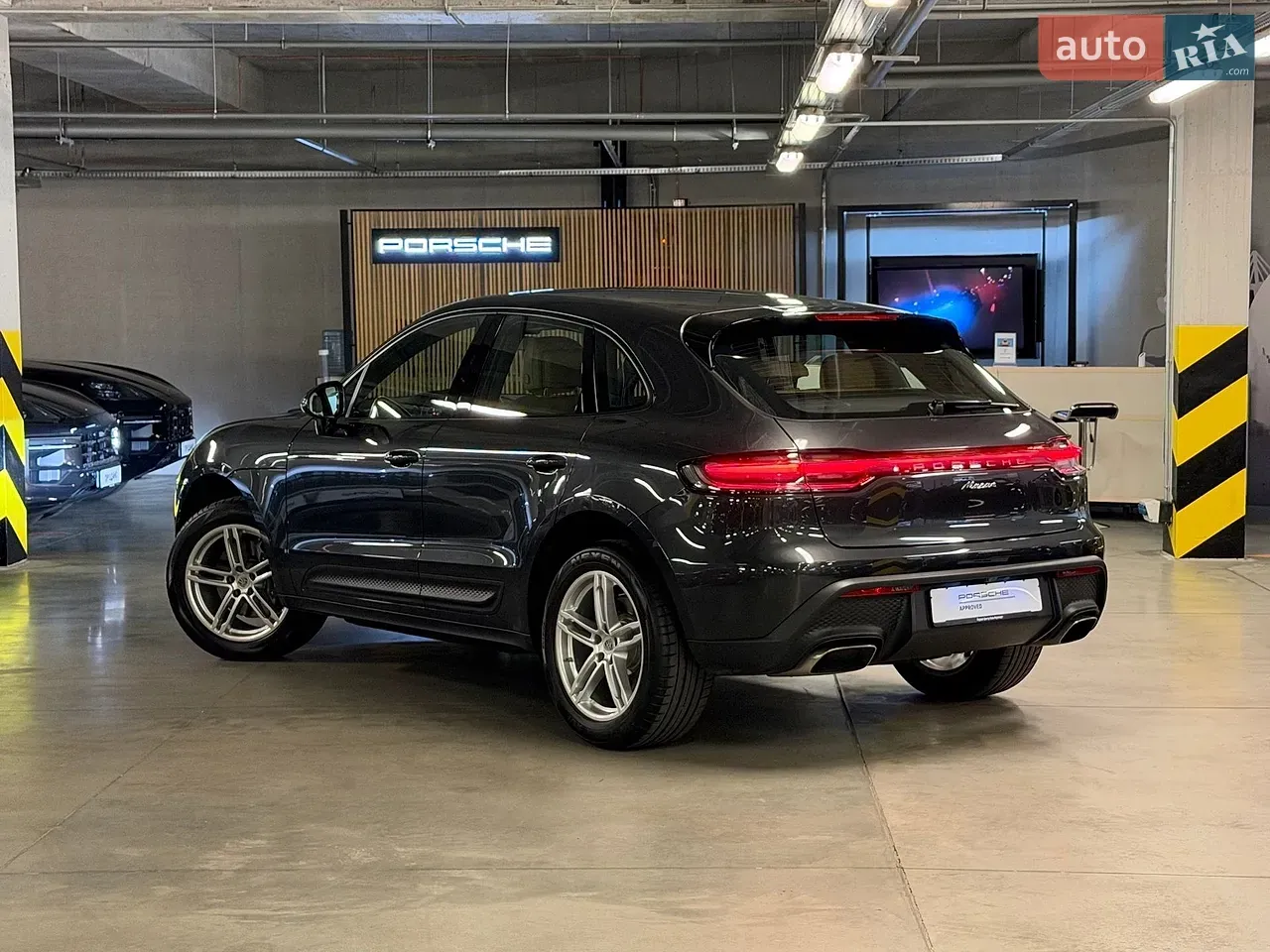 Porsche Macan 2025 photo 3