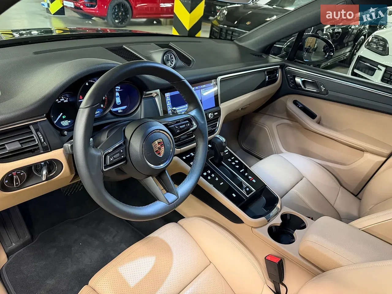 Porsche Macan 2025 photo 4