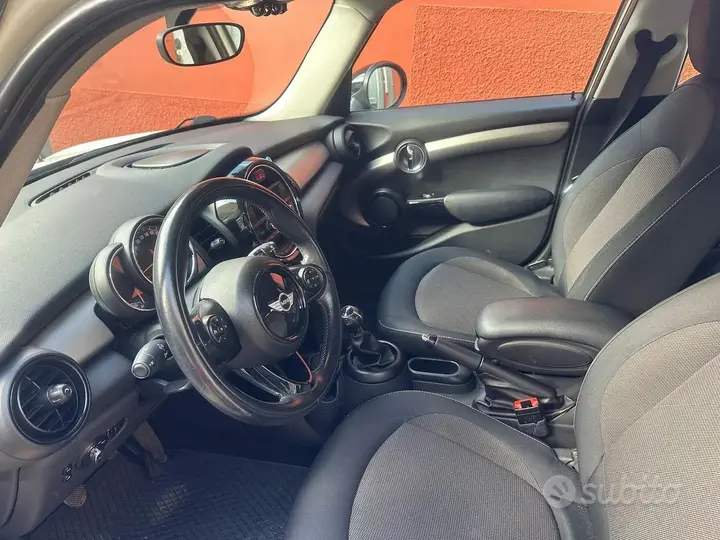 Mini Cooper 2016 photo 3