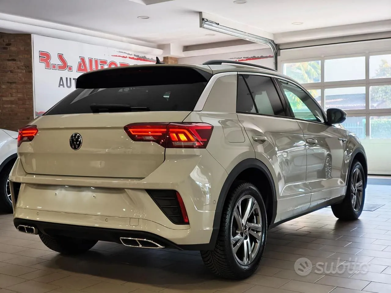 Volkswagen T-Roc 2024 photo 3