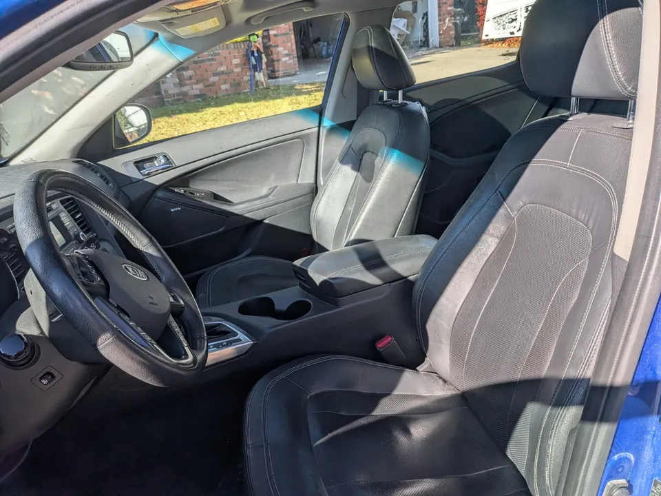 Kia Optima 2011 photo 5