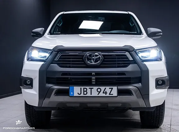 Toyota Hilux 2025 photo 2