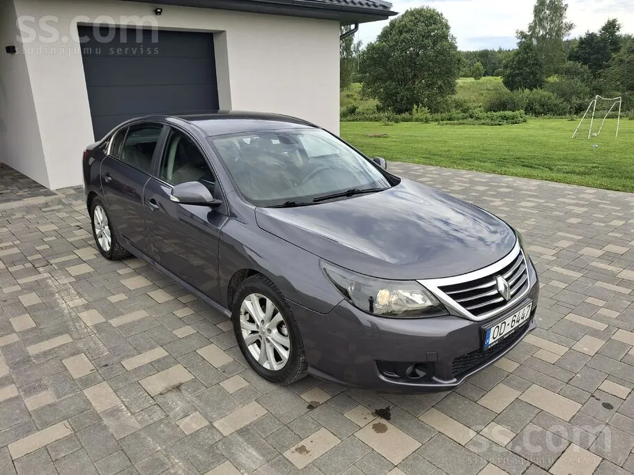 Renault Latitude 2011 photo 4