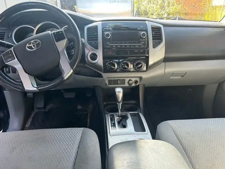 Toyota Tacoma 2012 photo 4