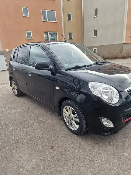 Kia Picanto 2011 photo 2