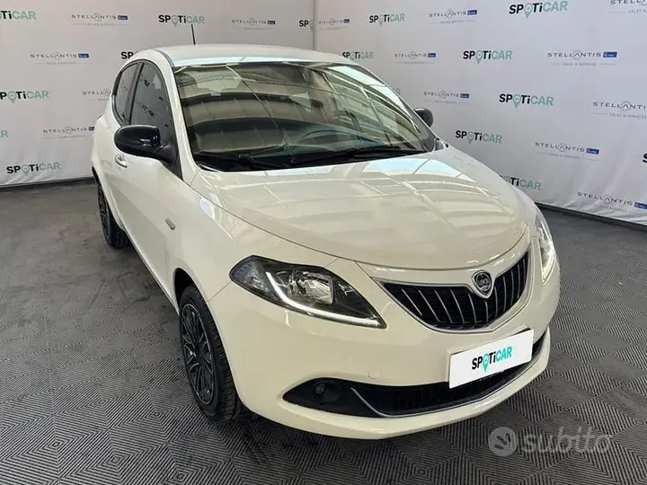 Lancia Ypsilon 2023 photo 5