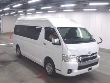 Toyota Hiace 2022 photo 2