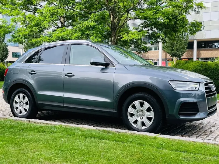 Audi Q3 2015 photo 5