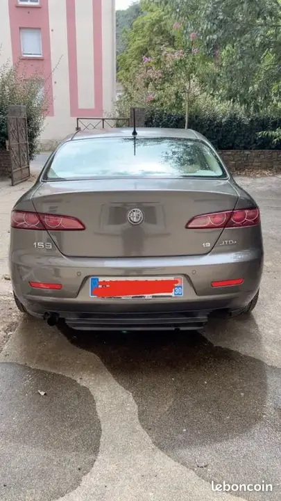 Alfa Romeo 159 2008 photo 2