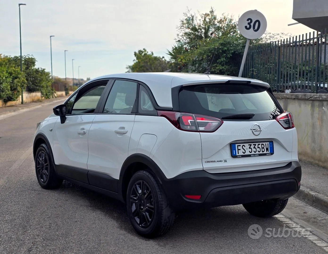 Opel Crossland X 2020 photo 3