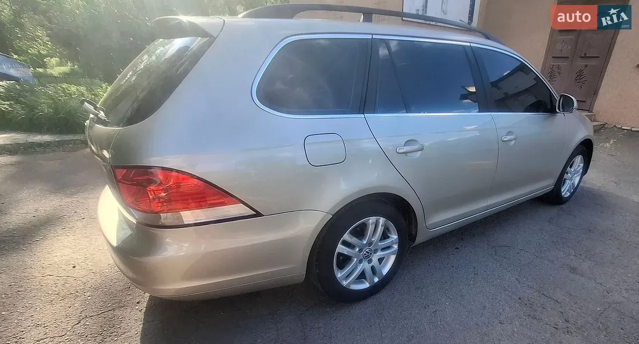 Volkswagen Jetta 2012 photo 4