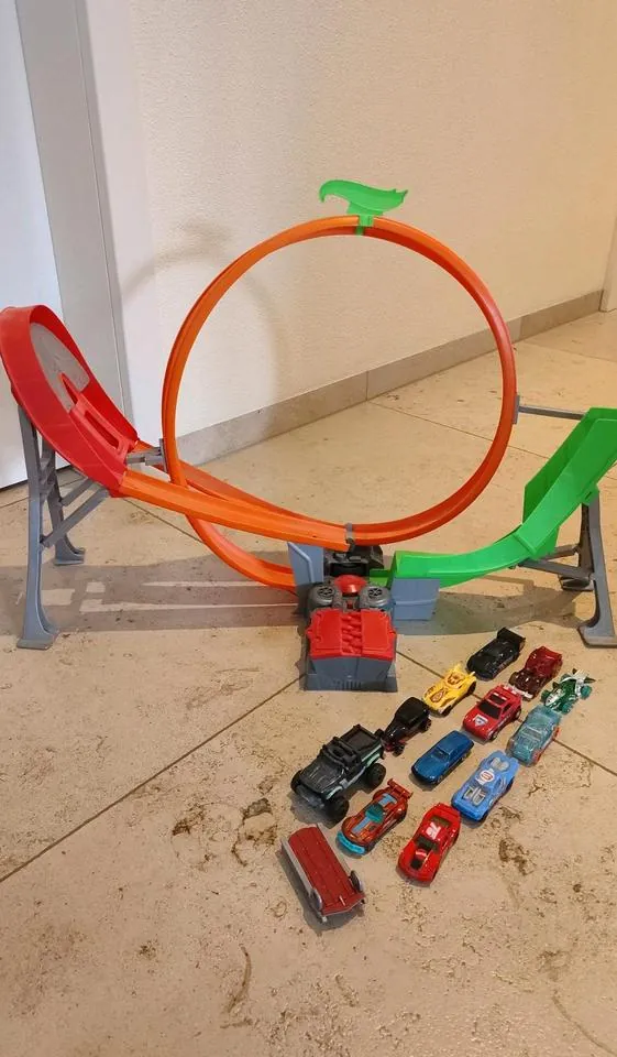 Hot Wheels Bahn