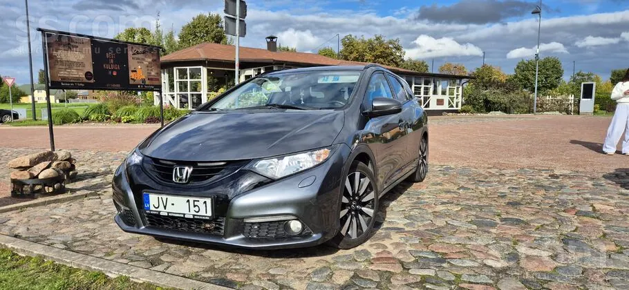 Honda Civic Tourer 2015 photo 2