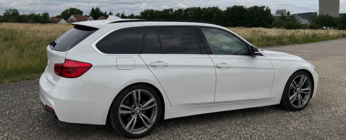 BMW 3 Series 2013 photo 2