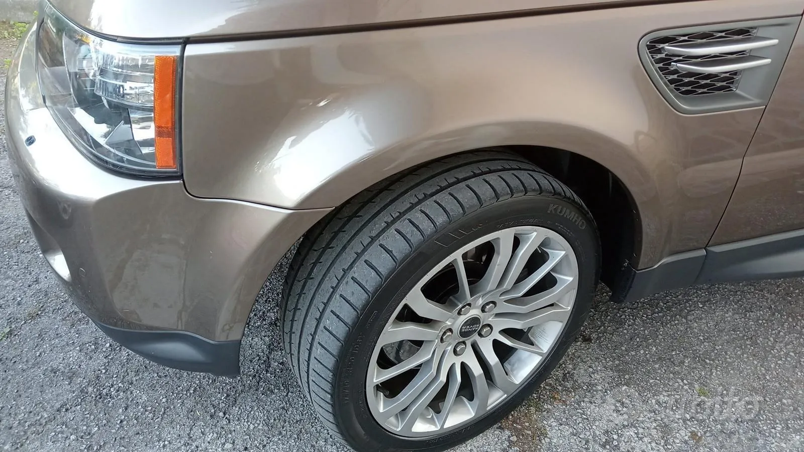 Land Rover Range Rover Sport 2011 photo 3