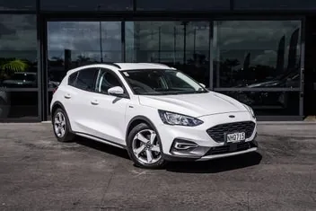 Ford Focus 2021 photo 2