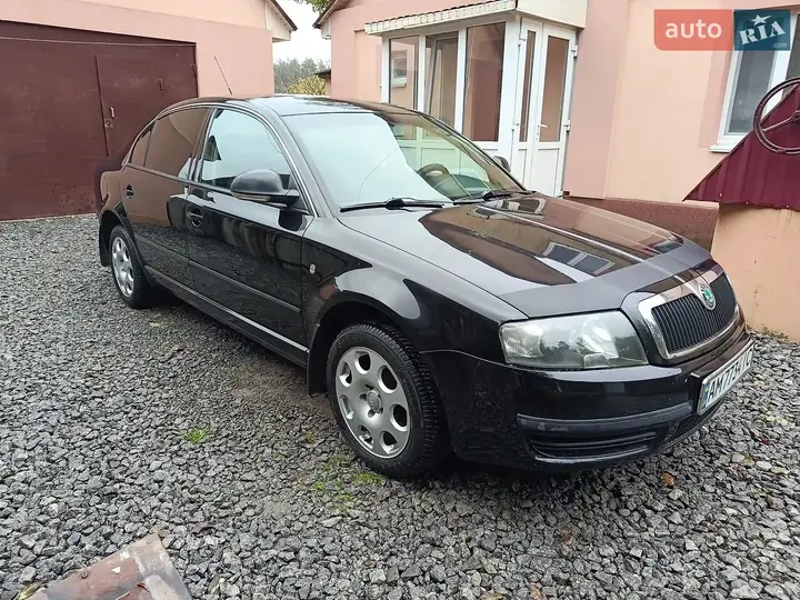 Skoda Superb 2007 photo 3