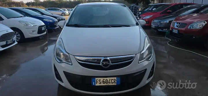 Opel Corsa 2013 photo 2