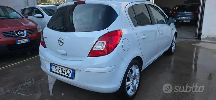 Opel Corsa 2013 photo 4