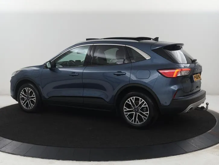 Ford Kuga 2022 photo 2