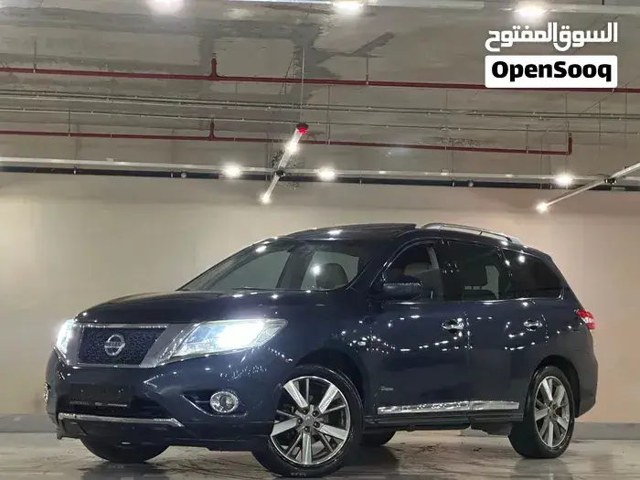 Nissan Pathfinder 2015 photo 2