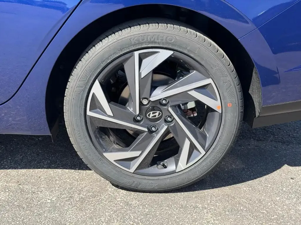 Hyundai Elantra 2026 photo 5
