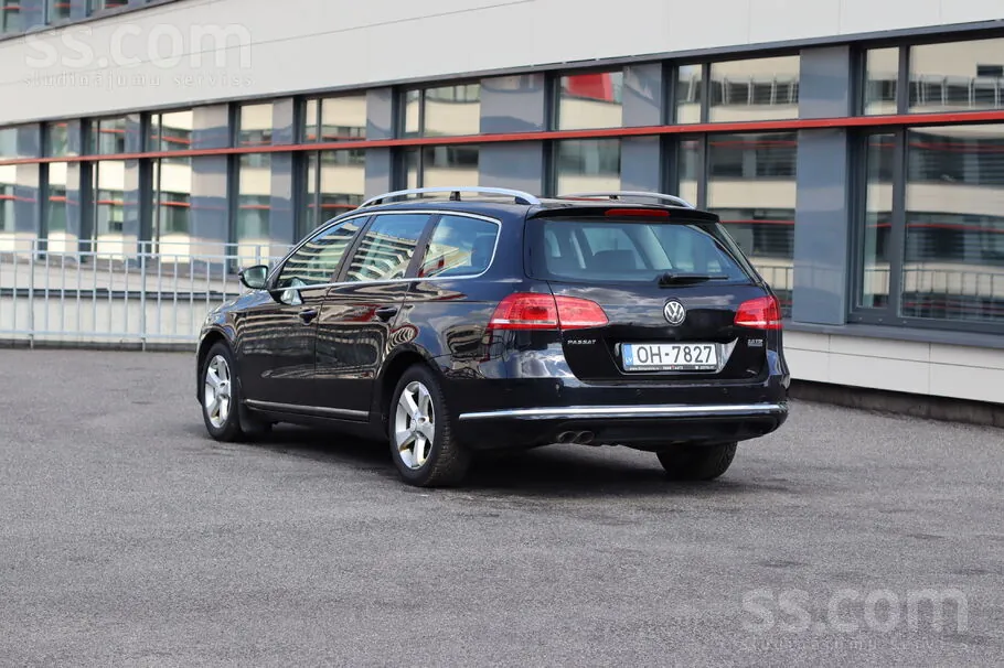 Volkswagen Passat 2012 photo 4