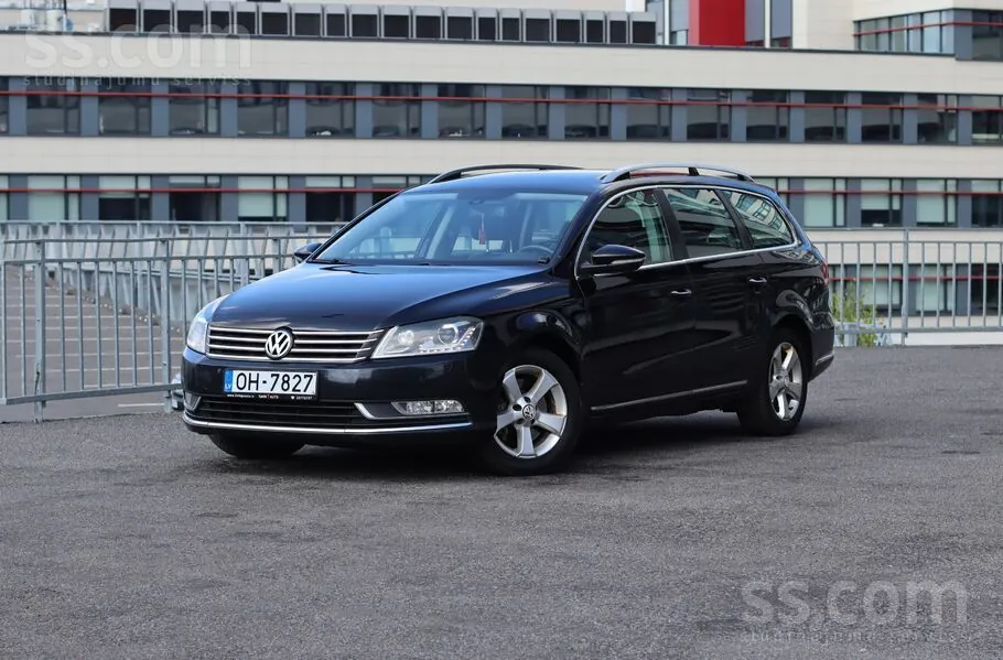 Volkswagen Passat 2012 photo 3