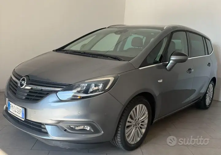 Opel Zafira 2017 photo 2