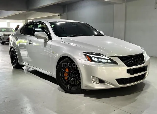 Lexus Is250