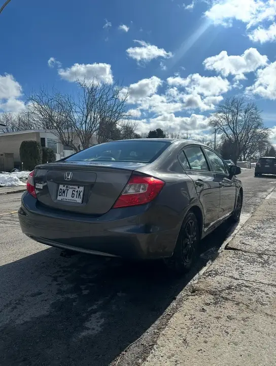 Honda Civic 2012 photo 2