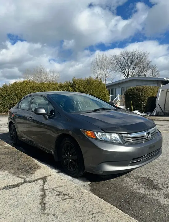 Honda Civic 2012 photo 3